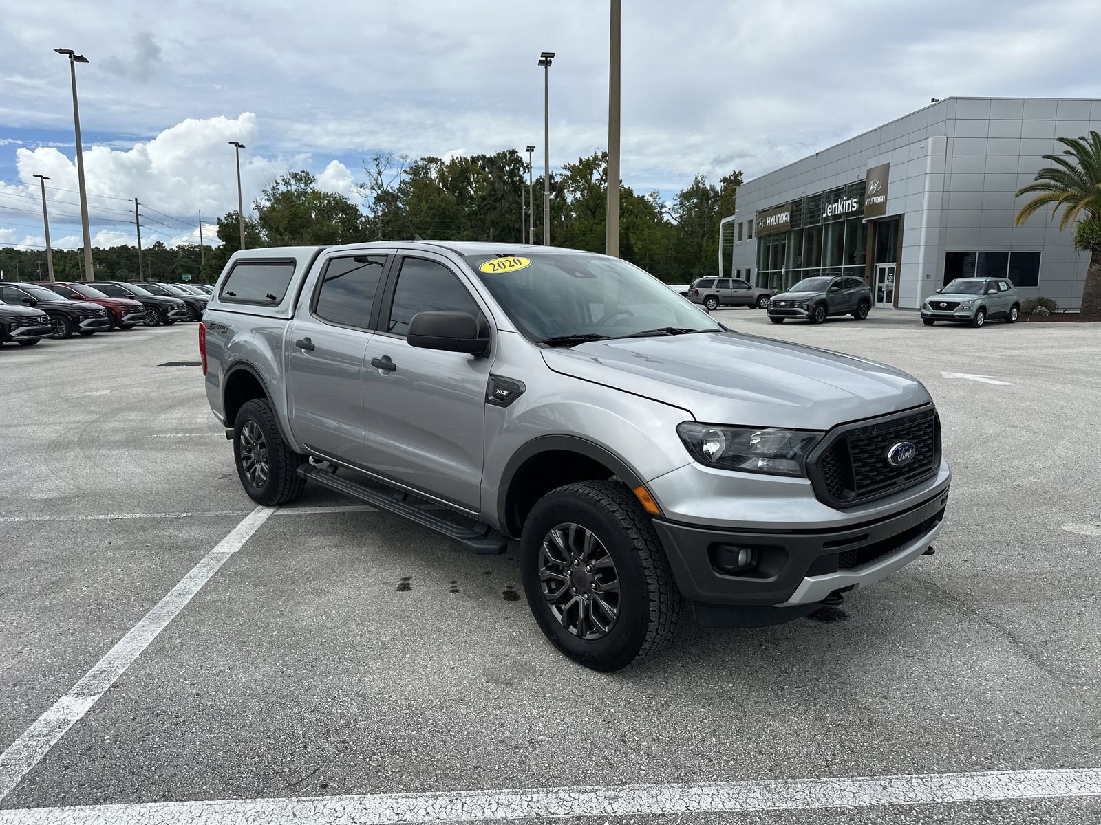 Used 2020 Ford Ranger XLT w/ Equipment Group 301A Mid image 2
