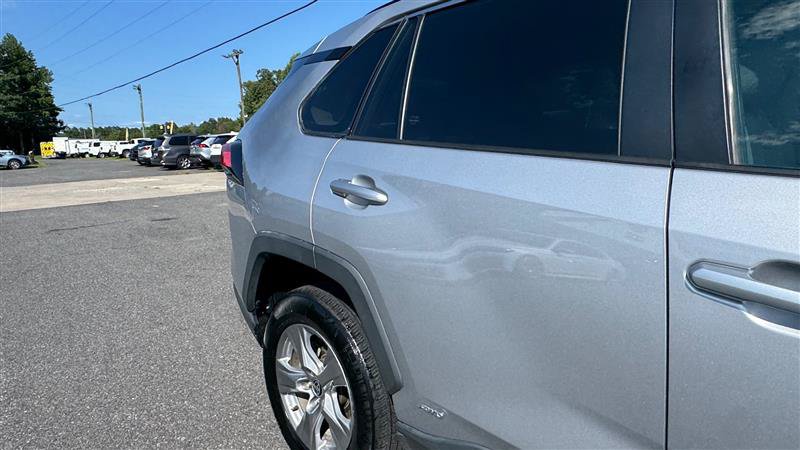 Used 2022 Toyota RAV4 XLE w/ Convenience Package AWD/4WD image 24