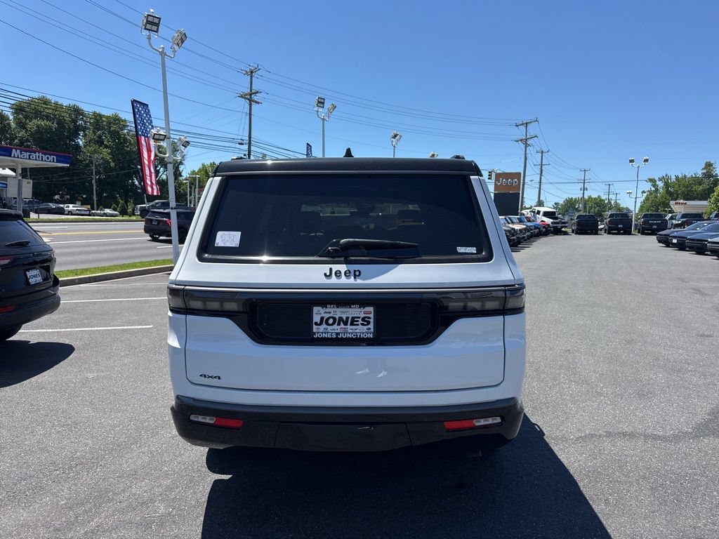 New 2026 Jeep Grand Wagoneer Summit AWD/4WD image 6