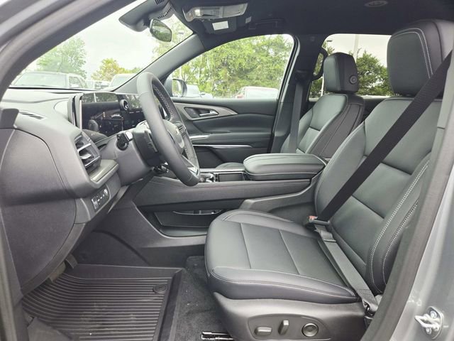 New 2026 Chevrolet Traverse LT w/ LPO, Floor Liner Package image 8