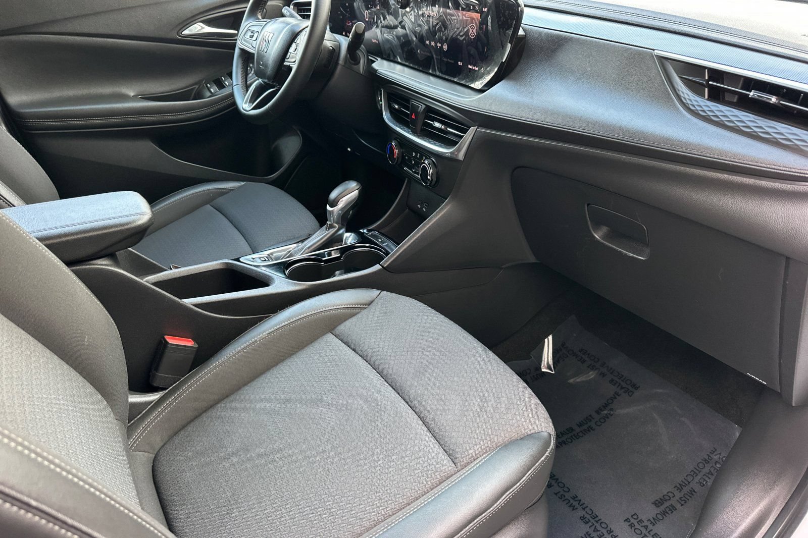Certified 2024 Buick Encore GX Preferred FWD image 20