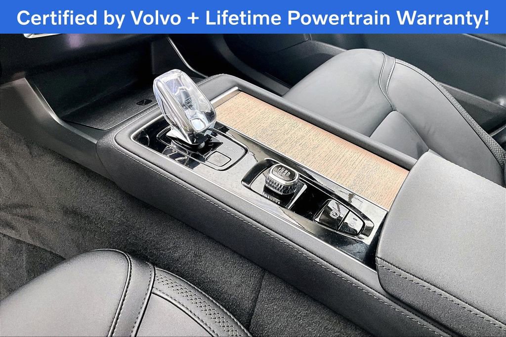 Certified 2025 Volvo XC90 B5 Plus image 19