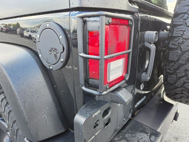 Used 2017 Jeep Wrangler Unlimited Sport image 11