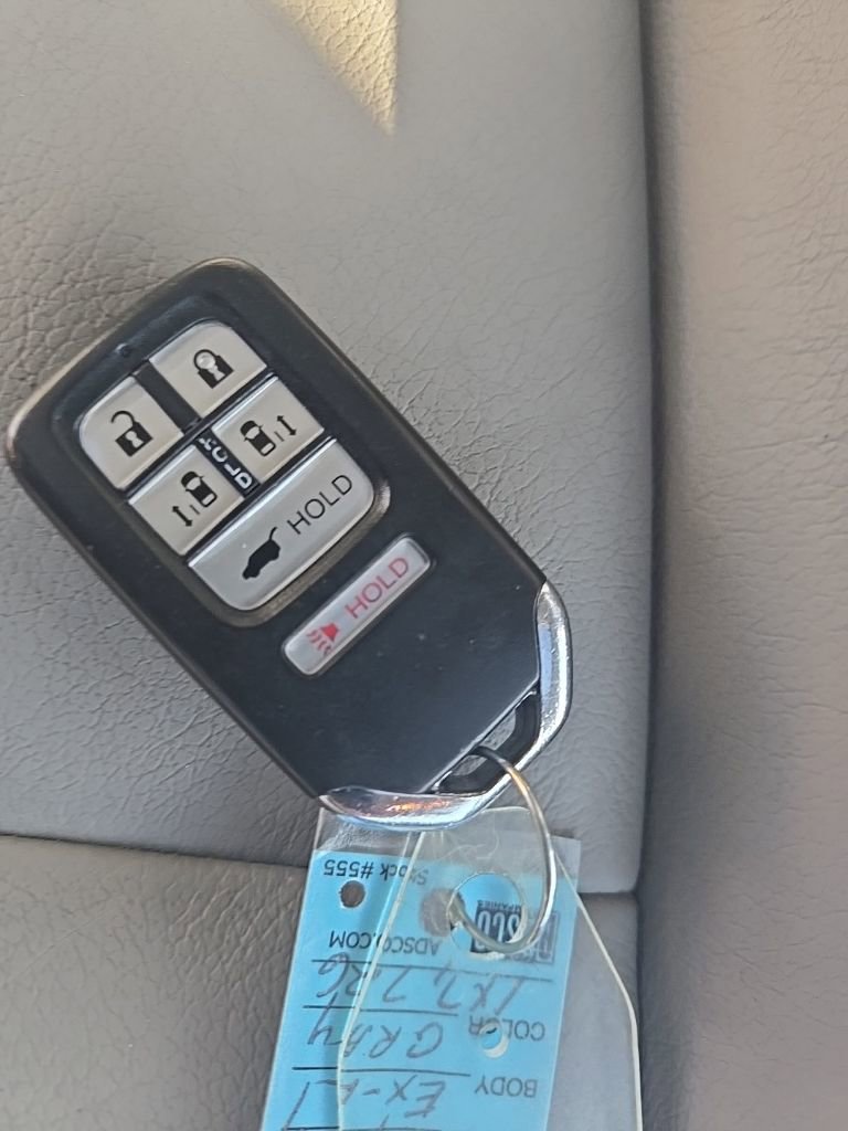 Used 2016 Honda Odyssey EX-L image 32