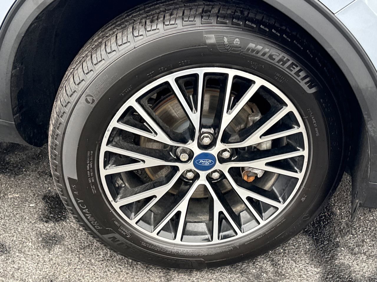 Used 2022 Ford Escape SE image 9