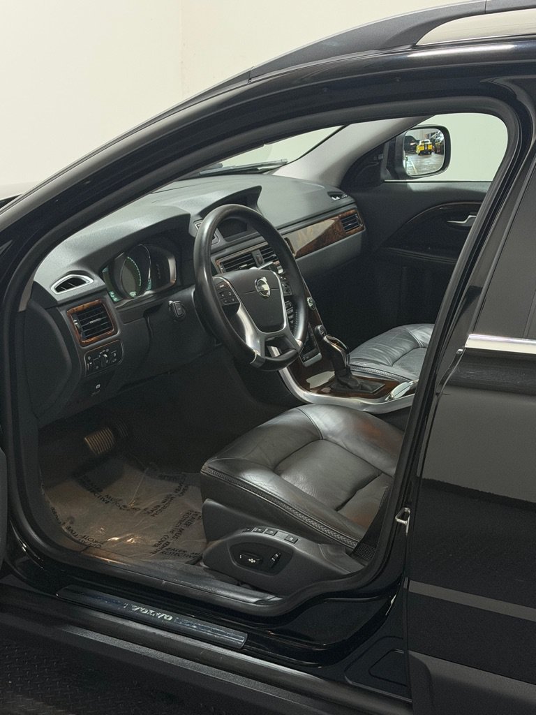 Used 2014 Volvo XC70 T6 AWD/4WD image 8
