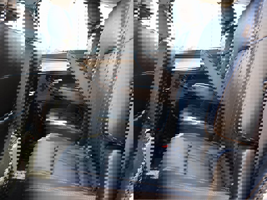 Used 2024 MAZDA CX-90 Plug-In Hybrid w/ Preferred image 20