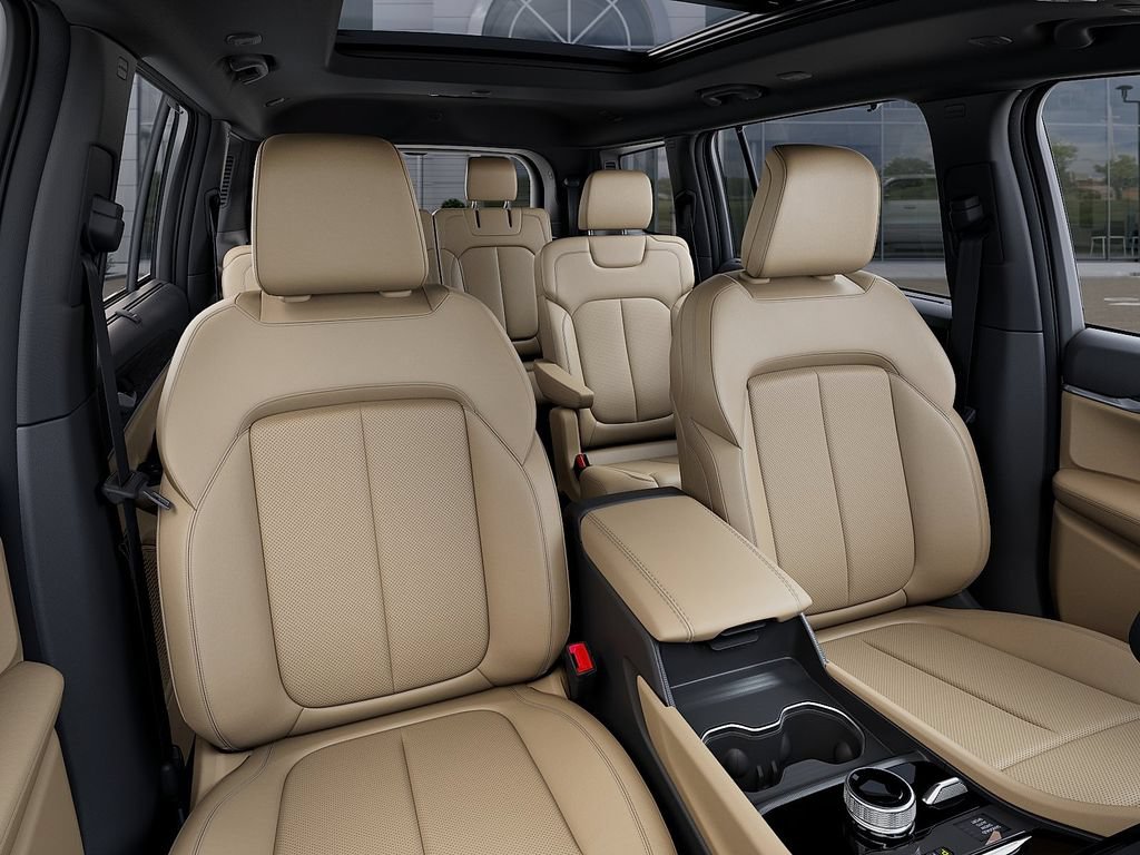 New 2025 Jeep Grand Cherokee L Limited w/ Luxury Tech Group II AWD/4WD image 16