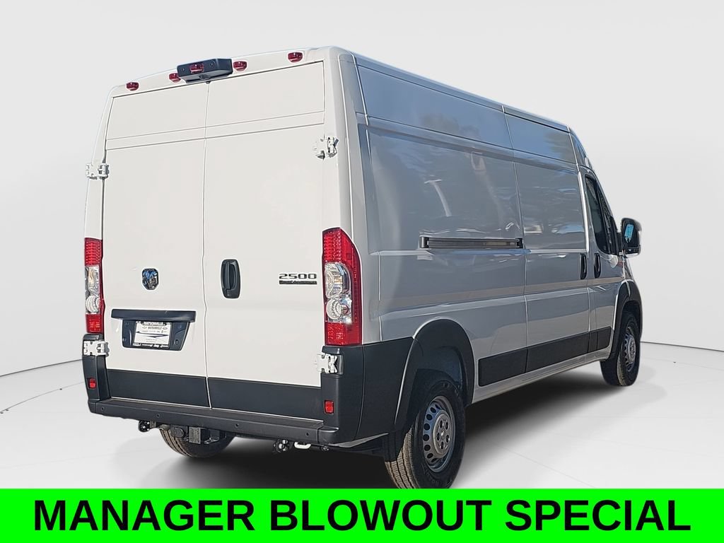 New 2026 RAM ProMaster 2500 w/ Convenience Group FWD image 3