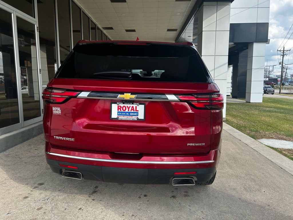 Used 2023 Chevrolet Traverse Premier image 5