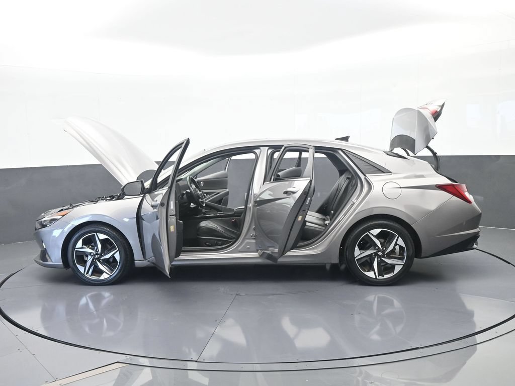 Used 2022 Hyundai Elantra Limited FWD image 73