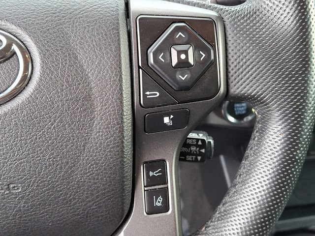 Used 2021 Toyota Tacoma TRD Off-Road AWD/4WD image 18