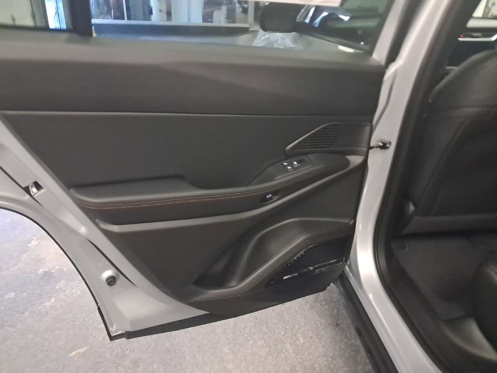 New 2026 Jeep Cherokee Limited image 18