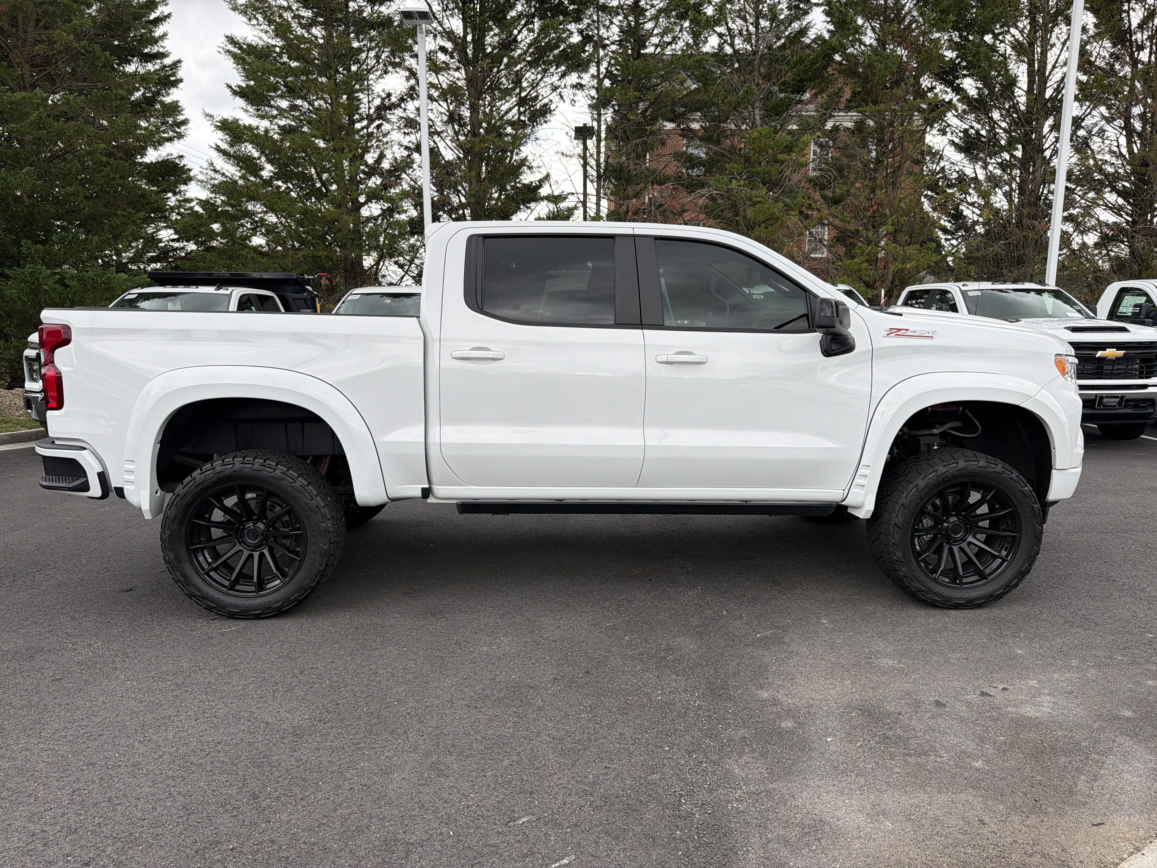 Used 2024 Chevrolet Silverado 1500 RST w/ Convenience Package II AWD/4WD image 11