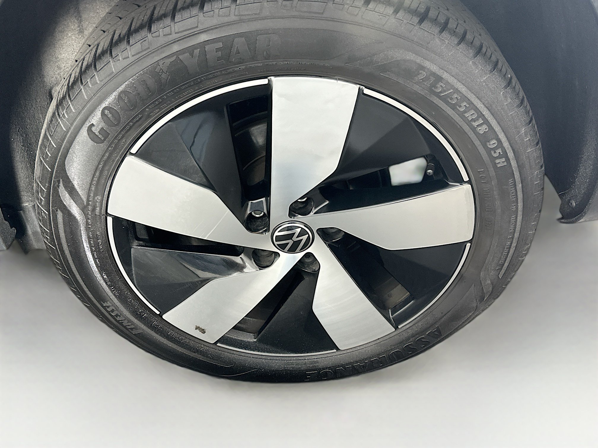 Used 2025 Volkswagen Taos S AWD/4WD image 11
