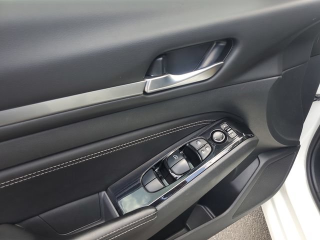 Certified 2023 Nissan Altima 2.5 SV w/ SV Premium Package FWD image 14