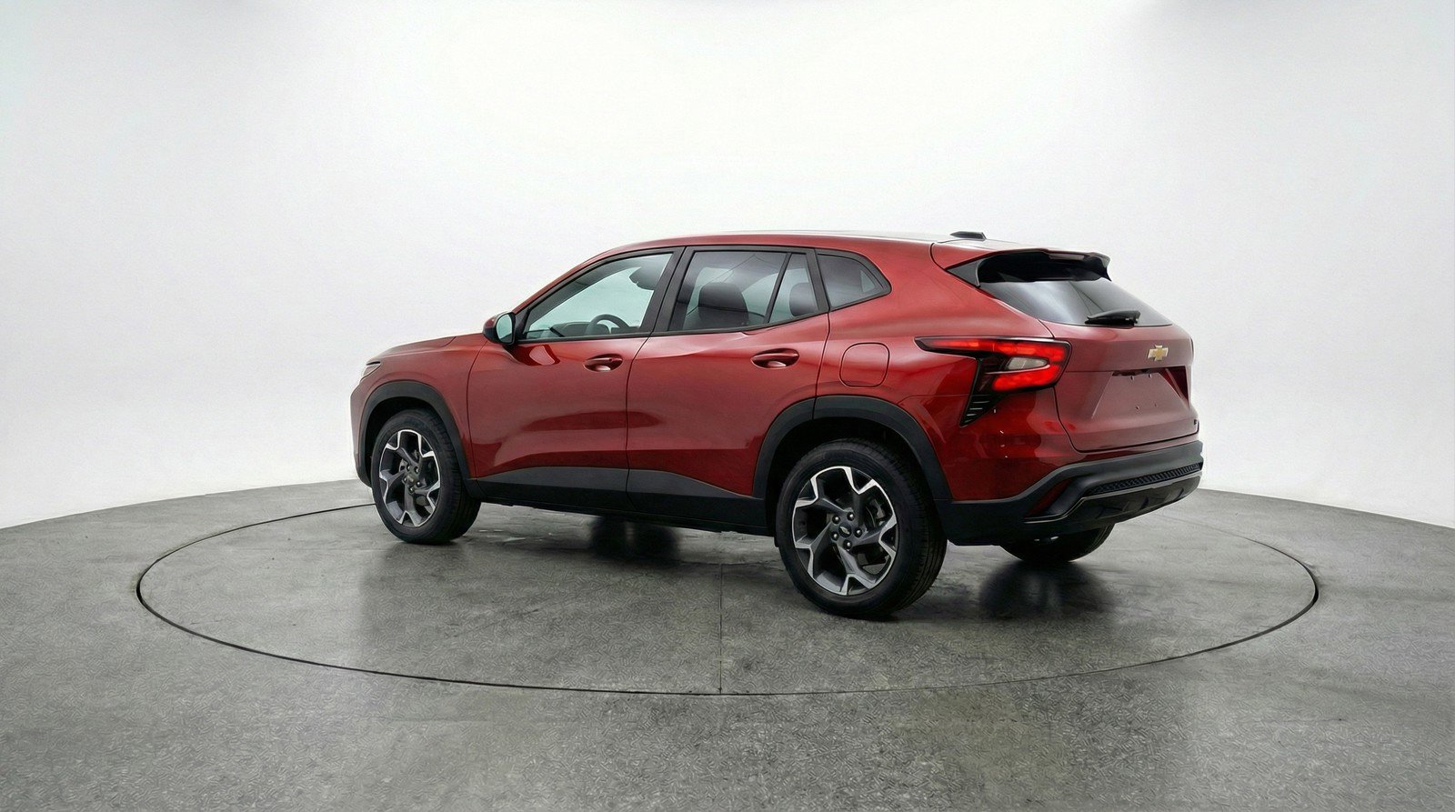 Used 2025 Chevrolet Trax LT FWD image 6