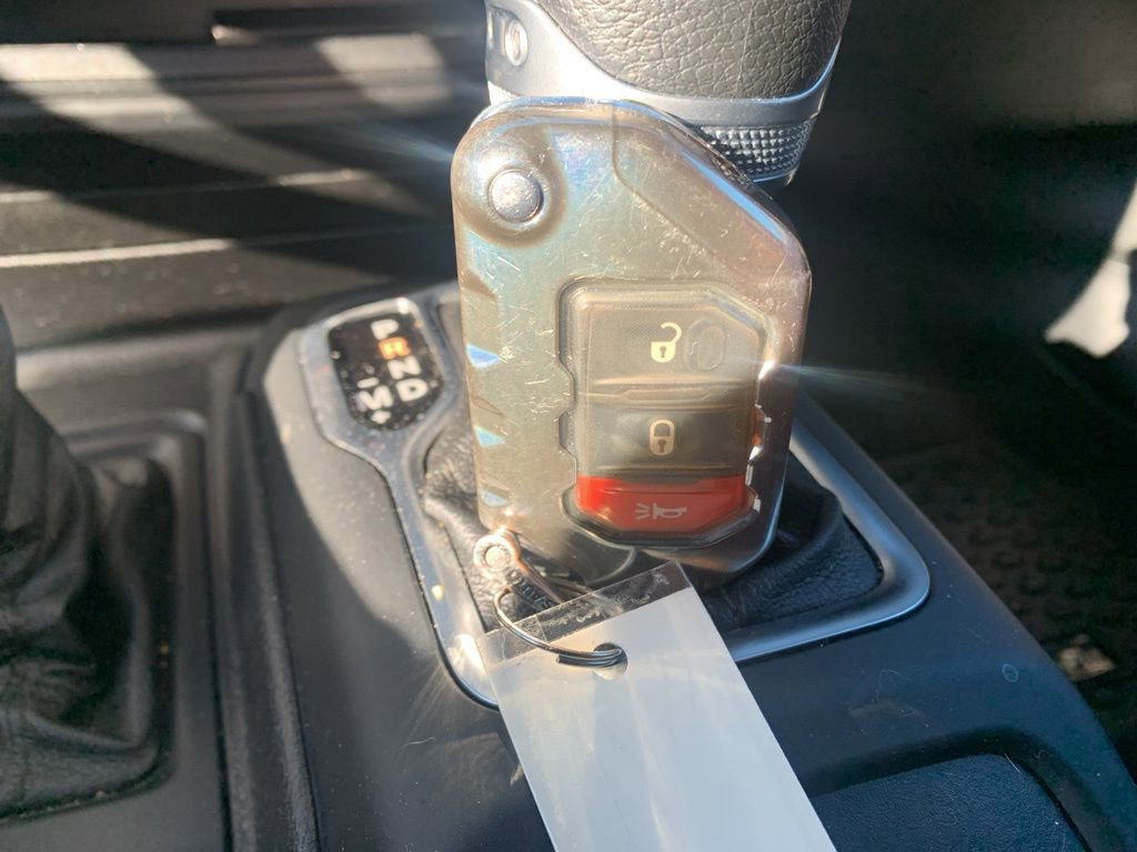 Used 2020 Jeep Wrangler Sport image 26