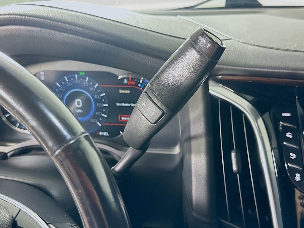 Used 2020 Cadillac Escalade Luxury w/ Escalade Sport Edition image 33