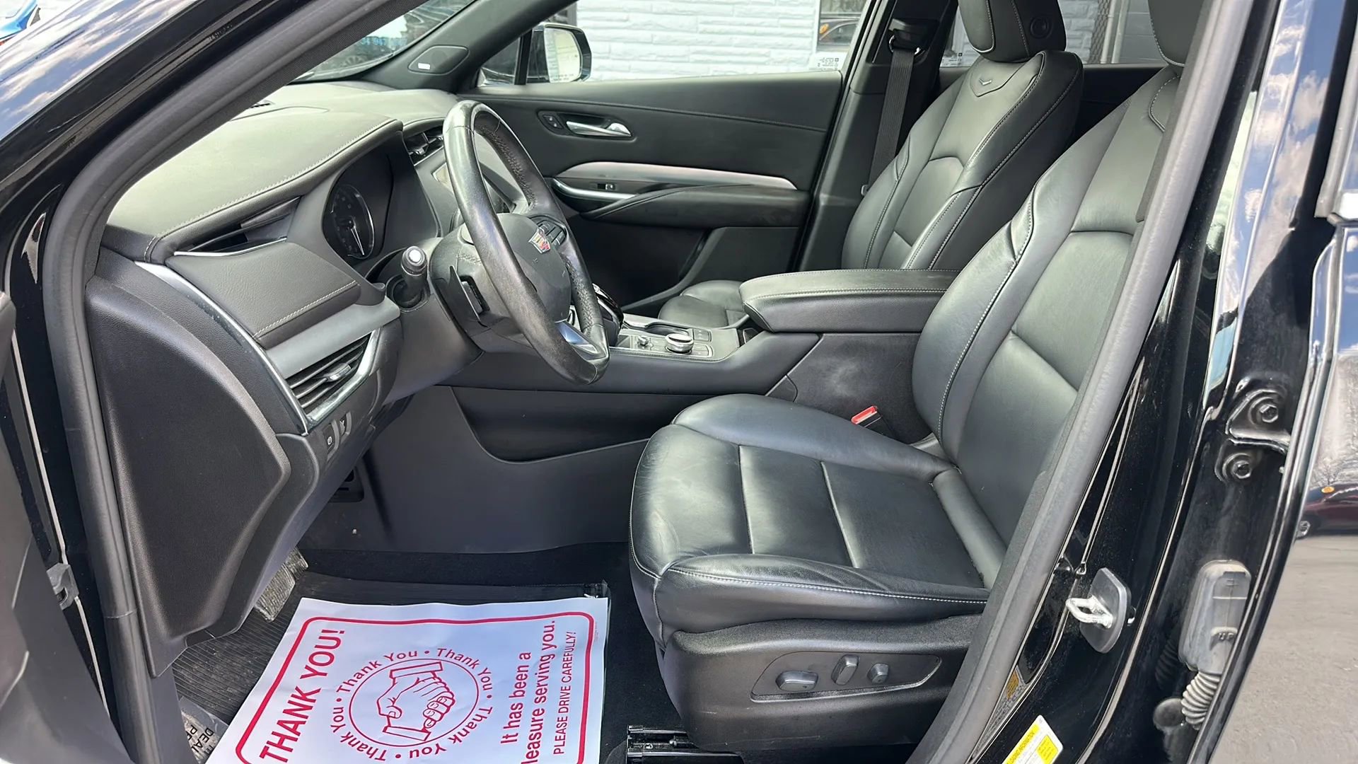 Used 2021 Cadillac XT4 Premium Luxury w/ Cold Weather Package image 13