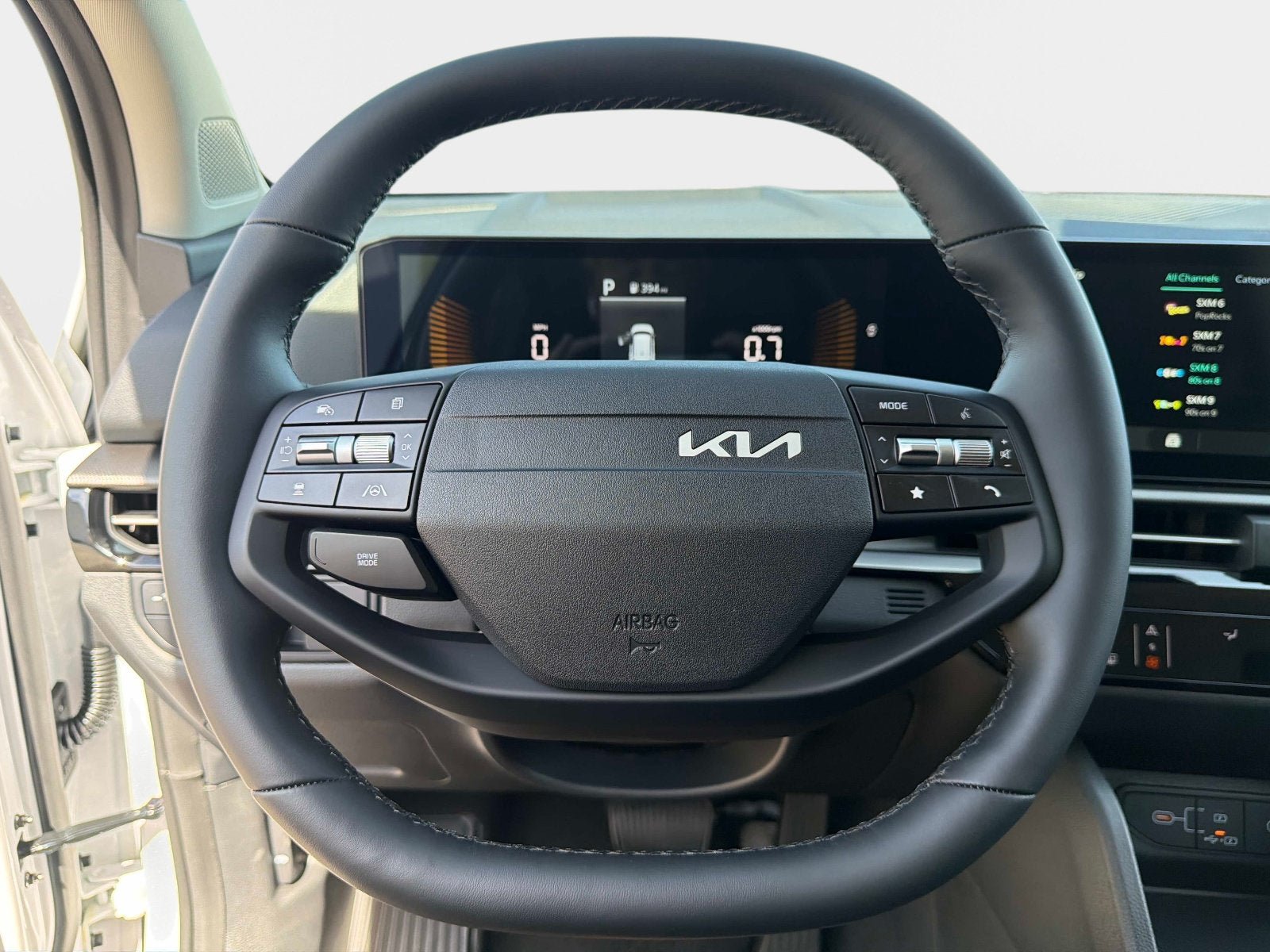 New 2027 Kia Sportage LX w/ LX Convenience Package FWD image 25