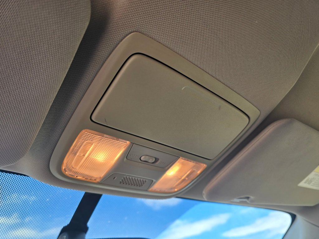 Used 2015 Honda CR-V LX image 24