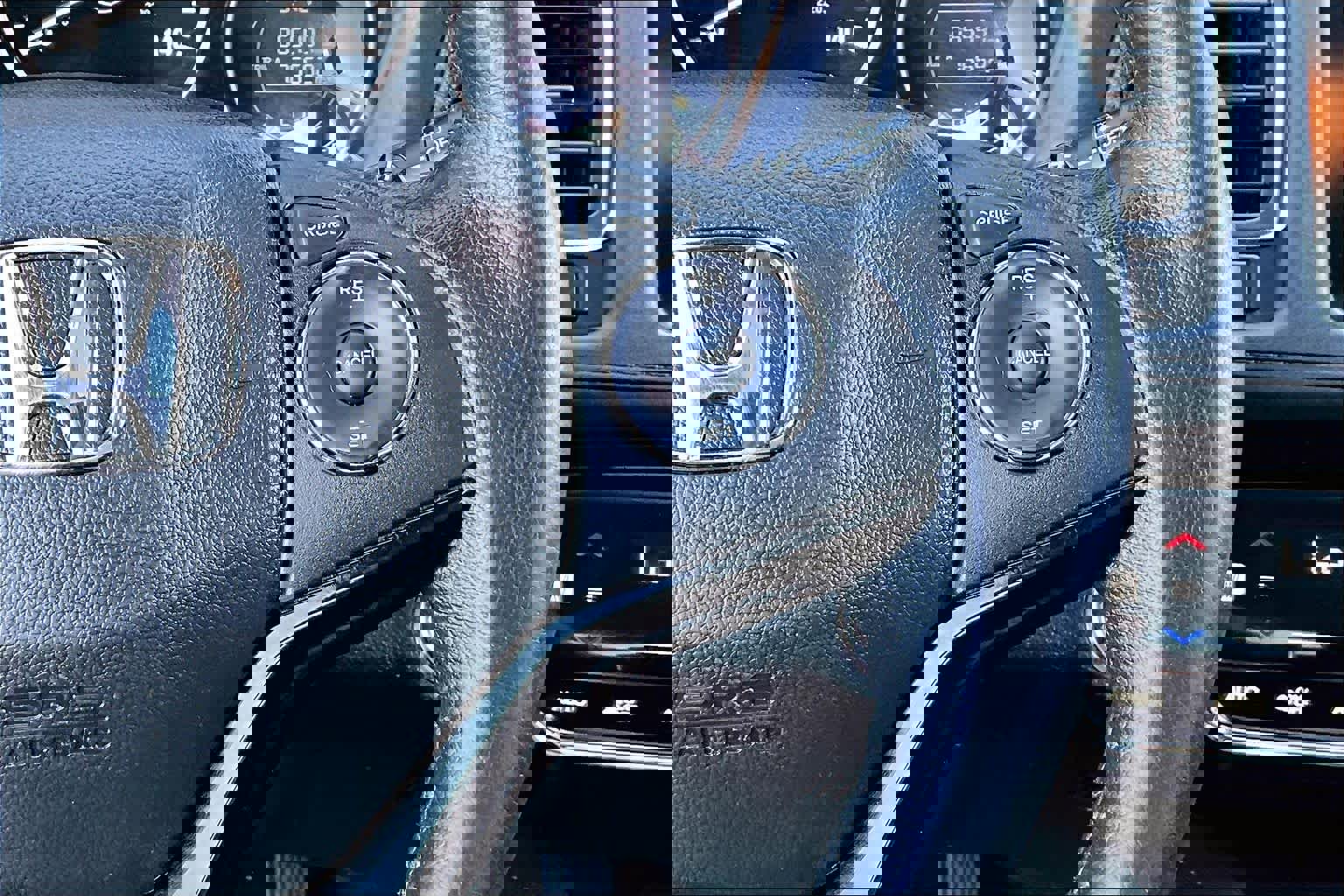 Used 2016 Honda HR-V EX-L image 25