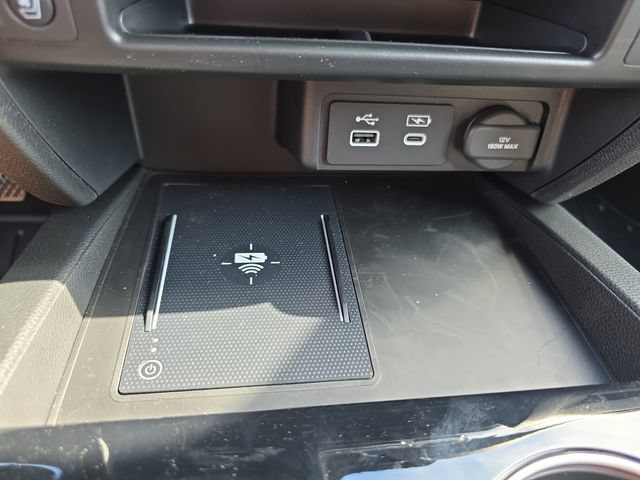 New 2026 Honda Ridgeline Black Edition image 13
