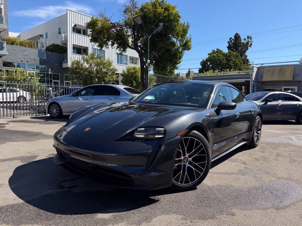 Used 2022 Porsche Taycan RWD image 1