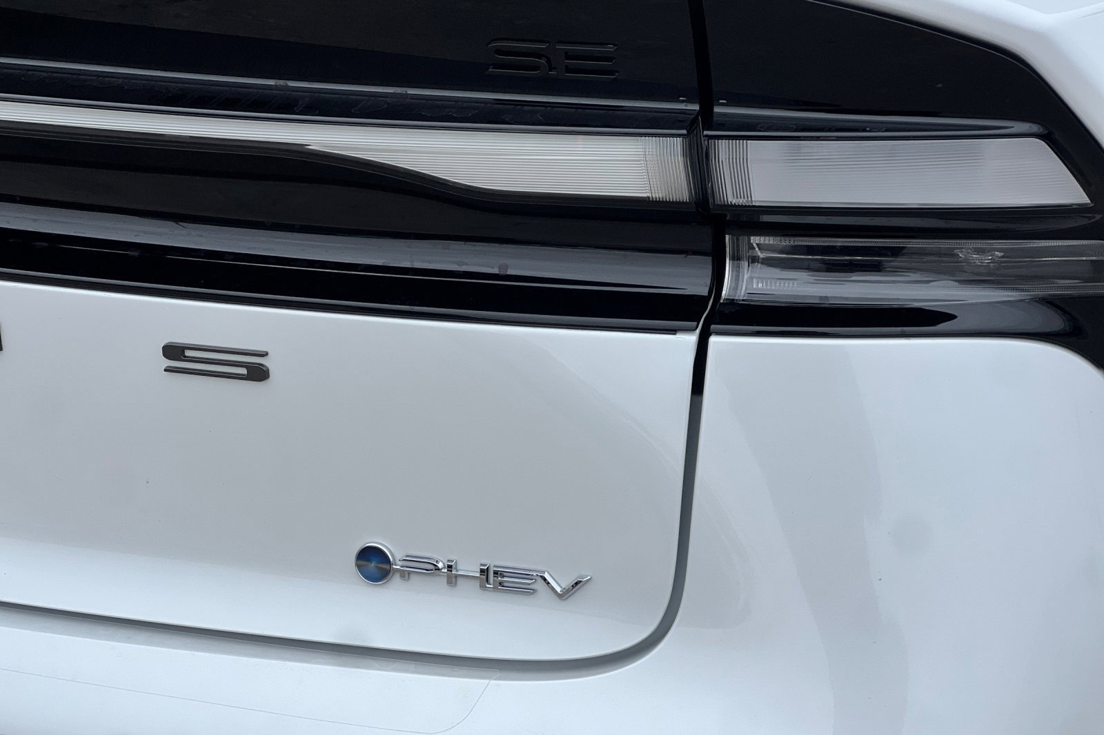 New 2026 Toyota Prius Plug-In Hybrid image 21