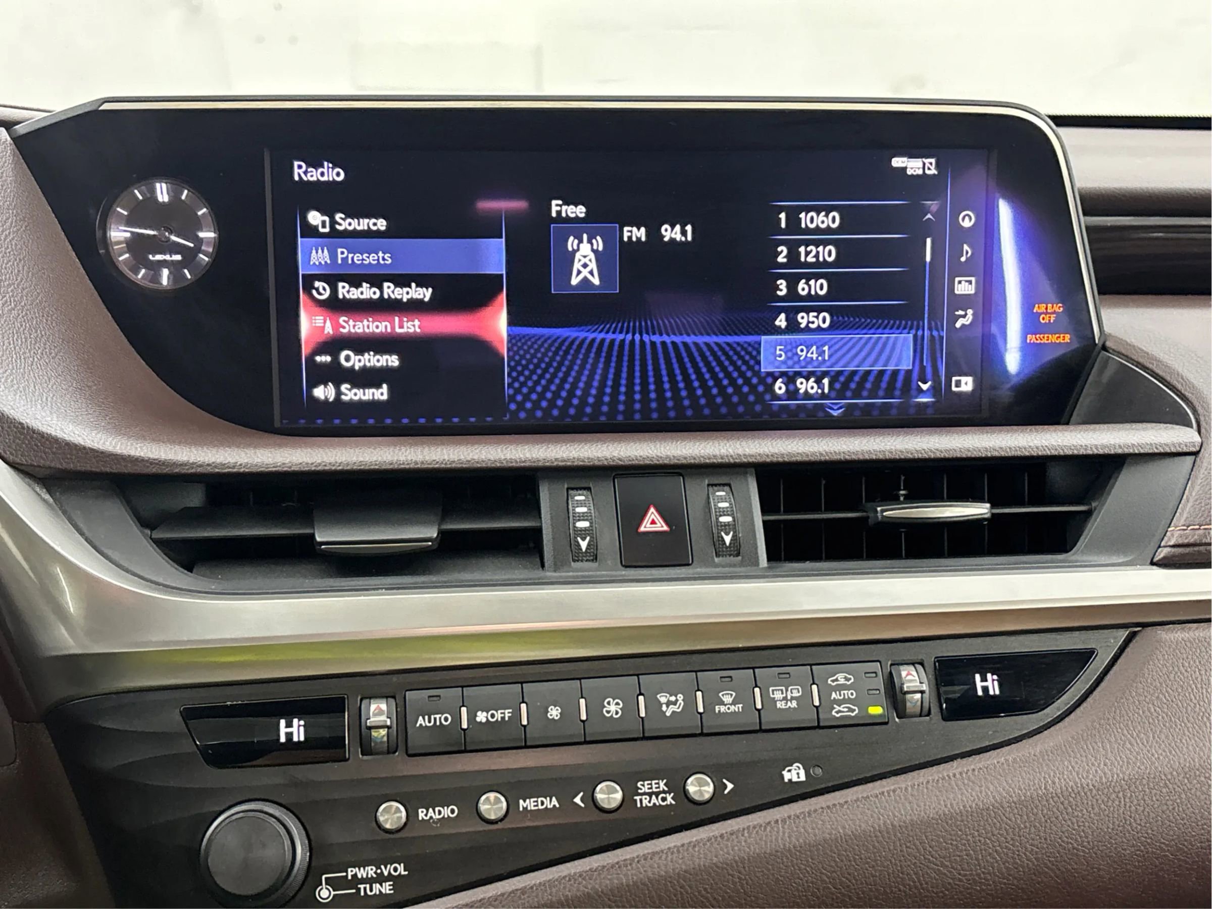 Used 2019 Lexus ES 350 w/ Premium Package image 19