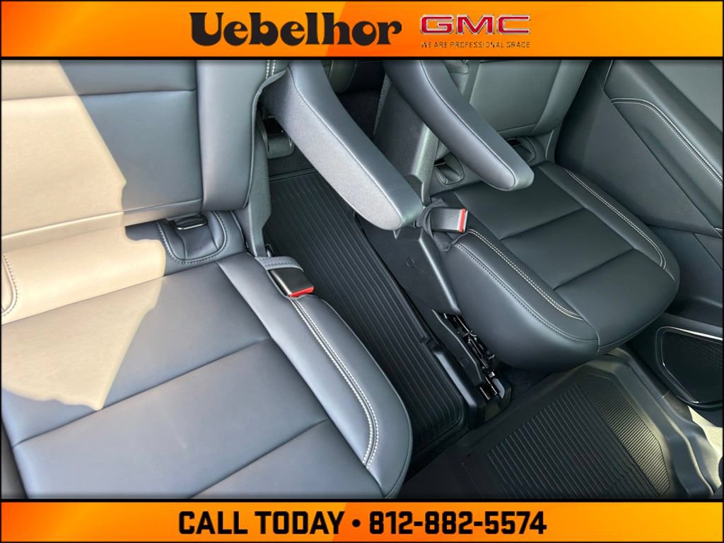 New 2026 GMC Acadia Elevation w/ Elevation Premium Package AWD/4WD image 6