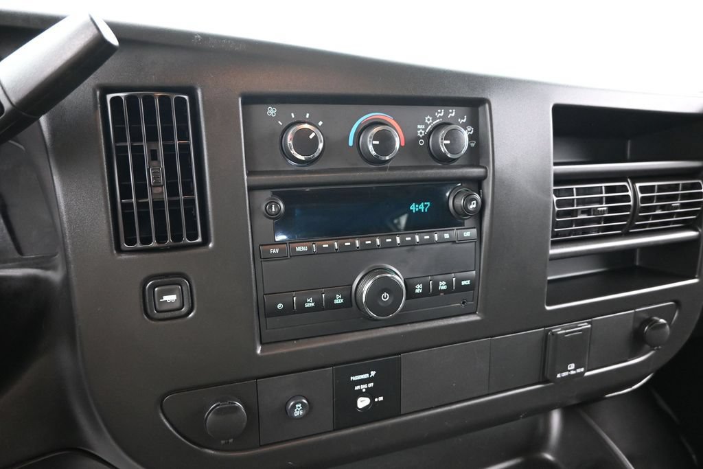Used 2020 Chevrolet Express 2500 w/ Driver Convenience Package RWD image 7