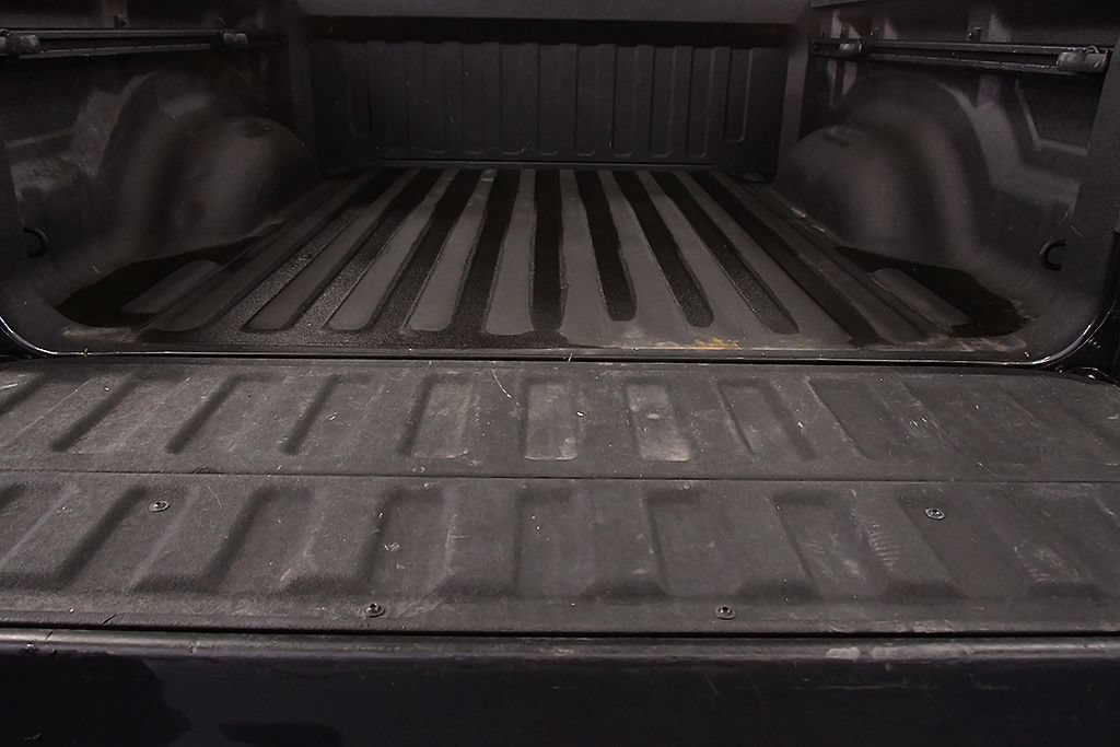 Used 2023 RAM 1500 Big Horn AWD/4WD image 14