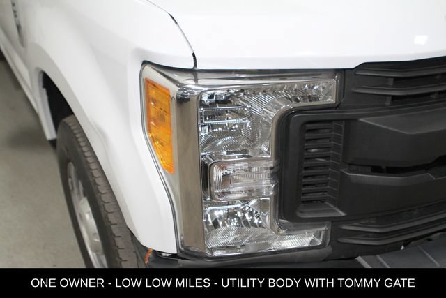 Used 2017 Ford F250 XL w/ Power Equipment Group RWD image 7
