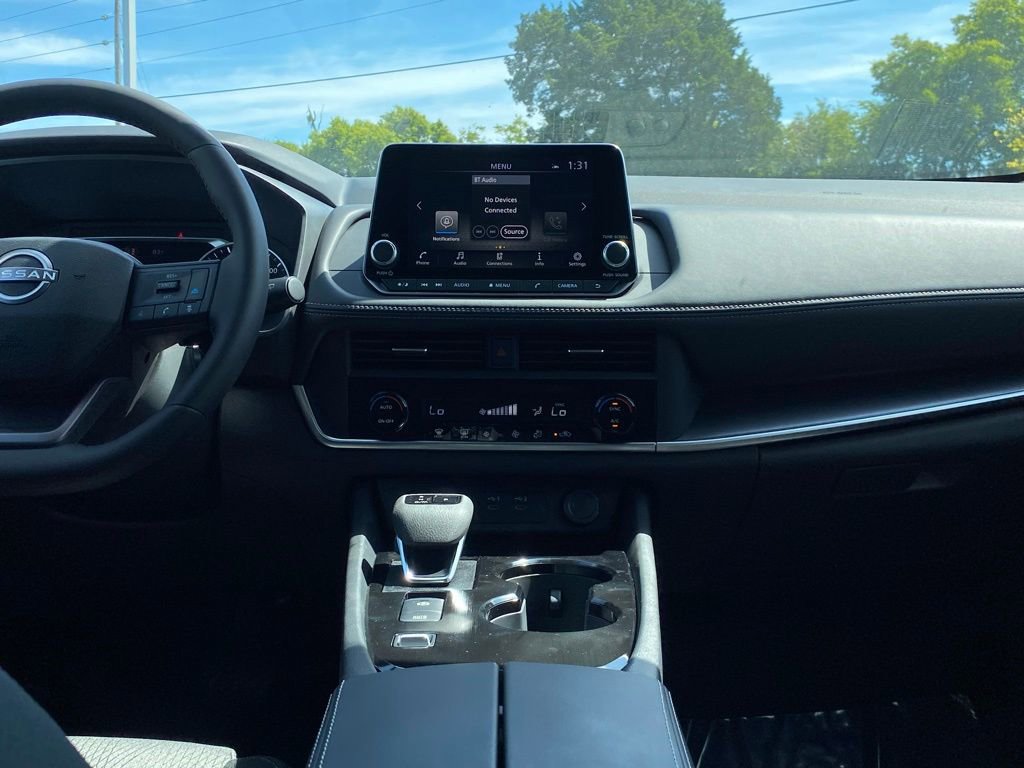 New 2026 Nissan Rogue SV image 18