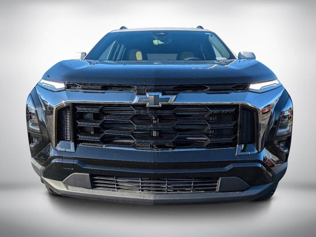 New 2025 Chevrolet Equinox ACTIV w/ Safety and Technology Package FWD image 8