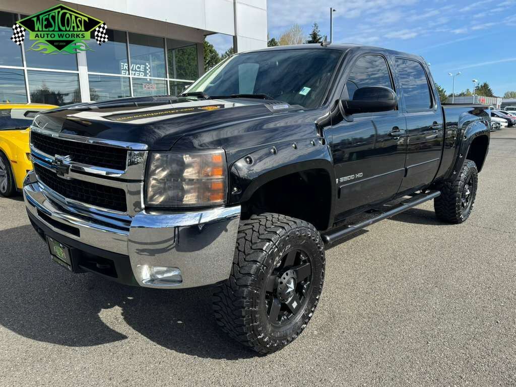 Used 2008 Chevrolet Silverado 2500 LTZ w/ Safety Package AWD/4WD image 1