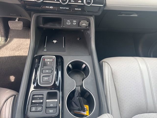 Used 2023 Honda Pilot Elite image 19