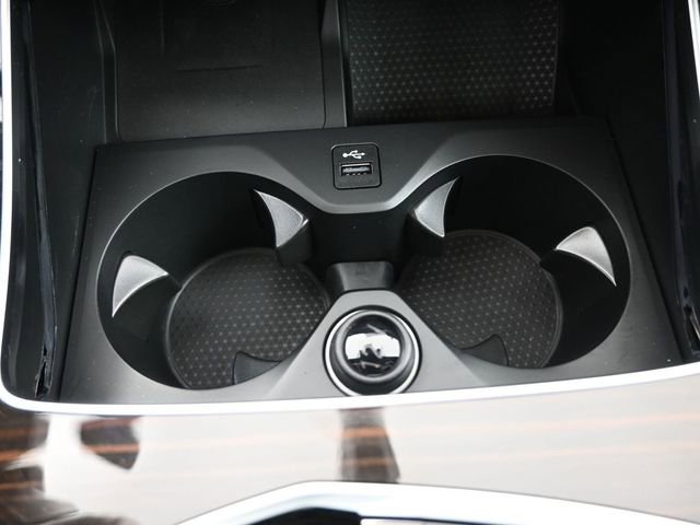 New 2026 BMW X5 xDrive50e w/ Climate Comfort Package image 6