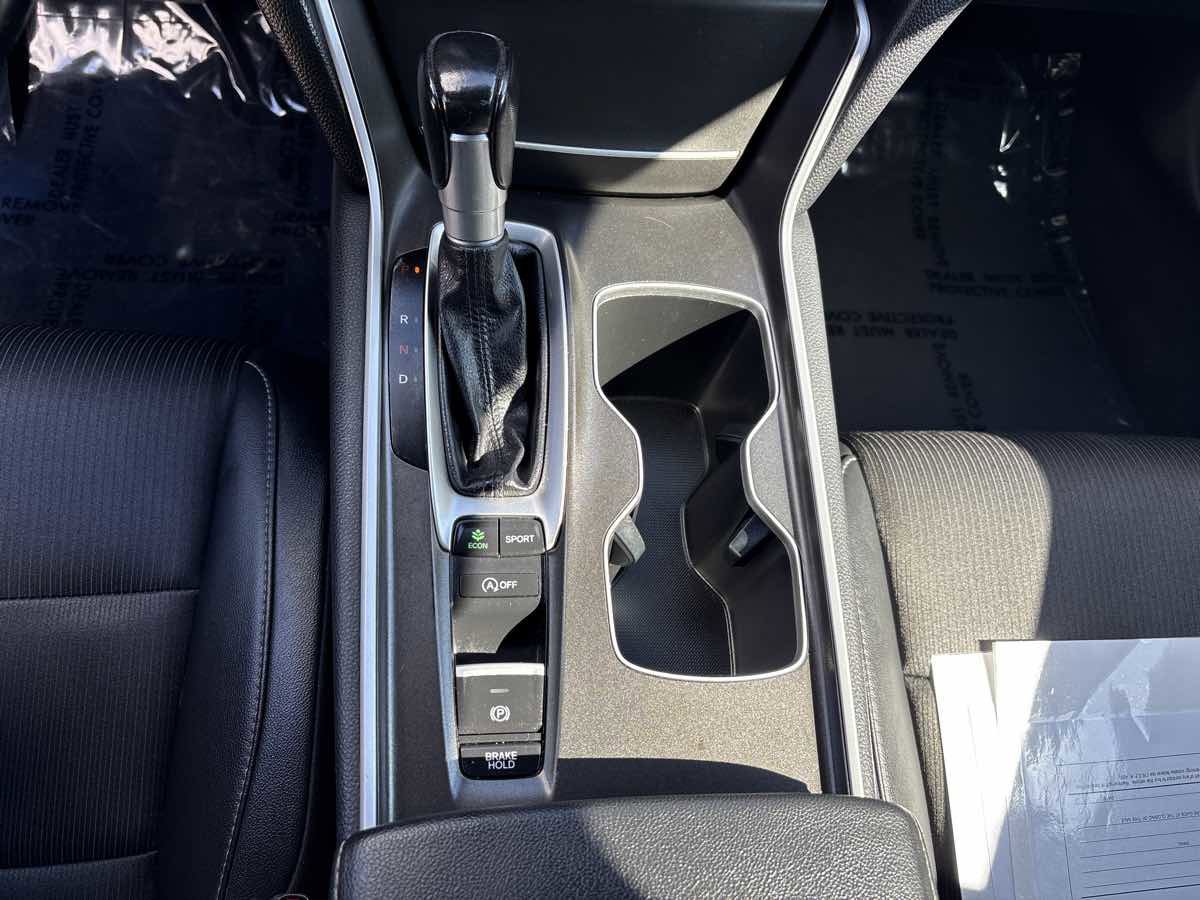 Used 2021 Honda Accord Sport image 25
