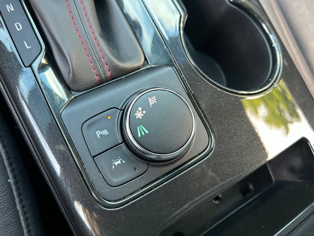Used 2019 Chevrolet Blazer RS FWD image 36