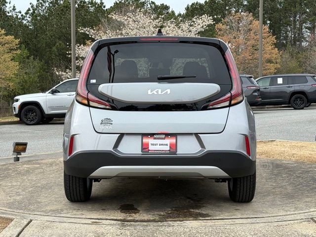 Used 2025 Kia Soul LX image 6