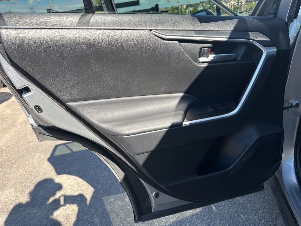 Used 2024 Toyota RAV4 XLE image 27