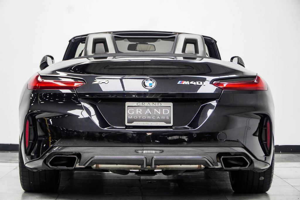 Used 2024 BMW Z4 M40i w/ Premium Package RWD image 17