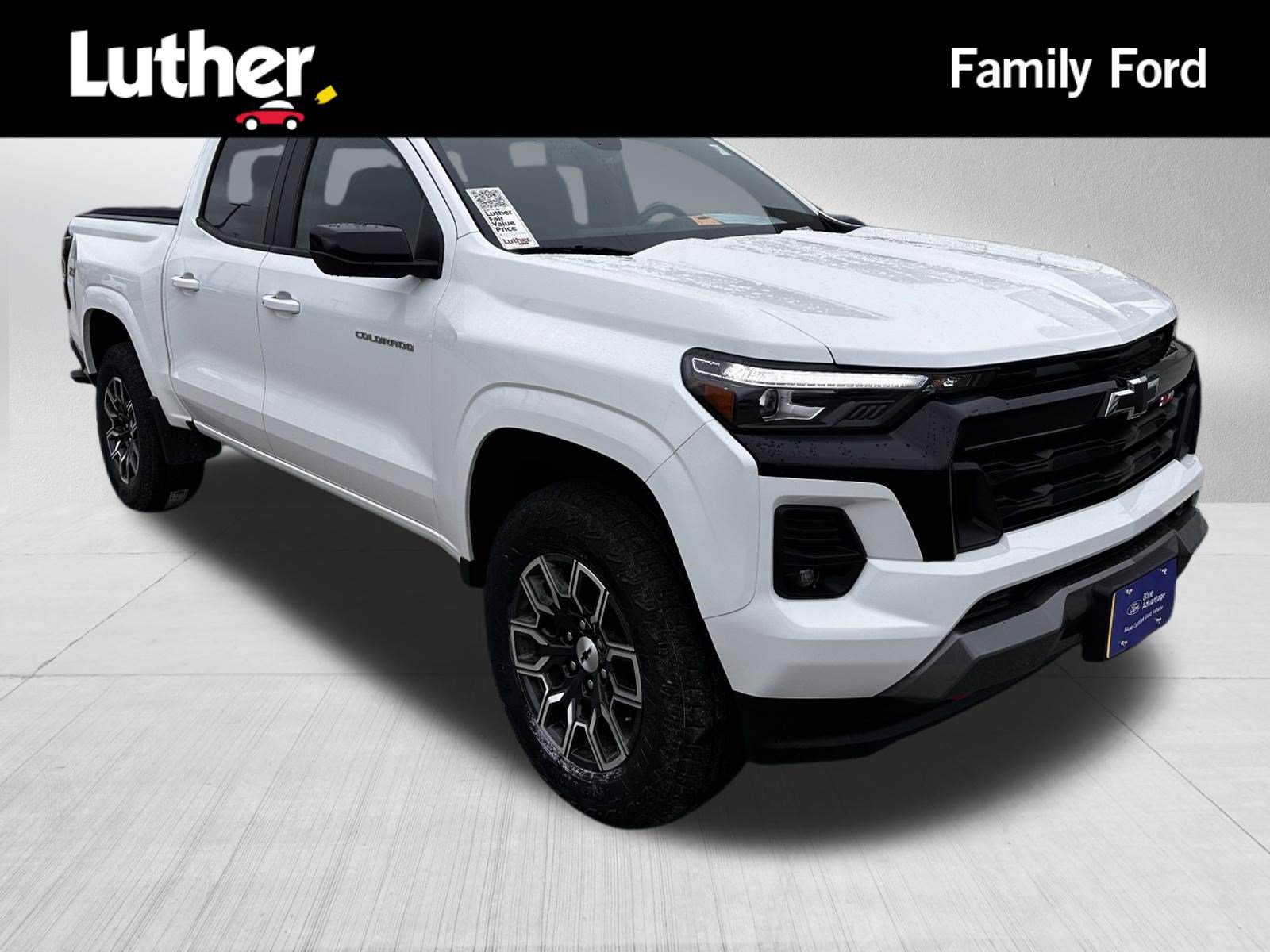 Used 2023 Chevrolet Colorado Z71 w/ Z71 Convenience Package 2