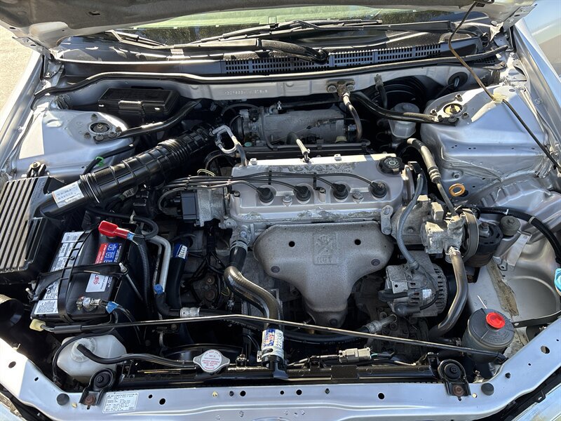 Used 2001 Honda Accord VP image 35