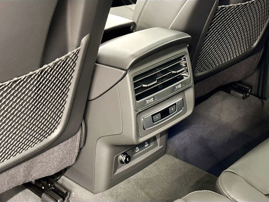 Used 2025 Audi Q7 2.0T Premium Plus image 17