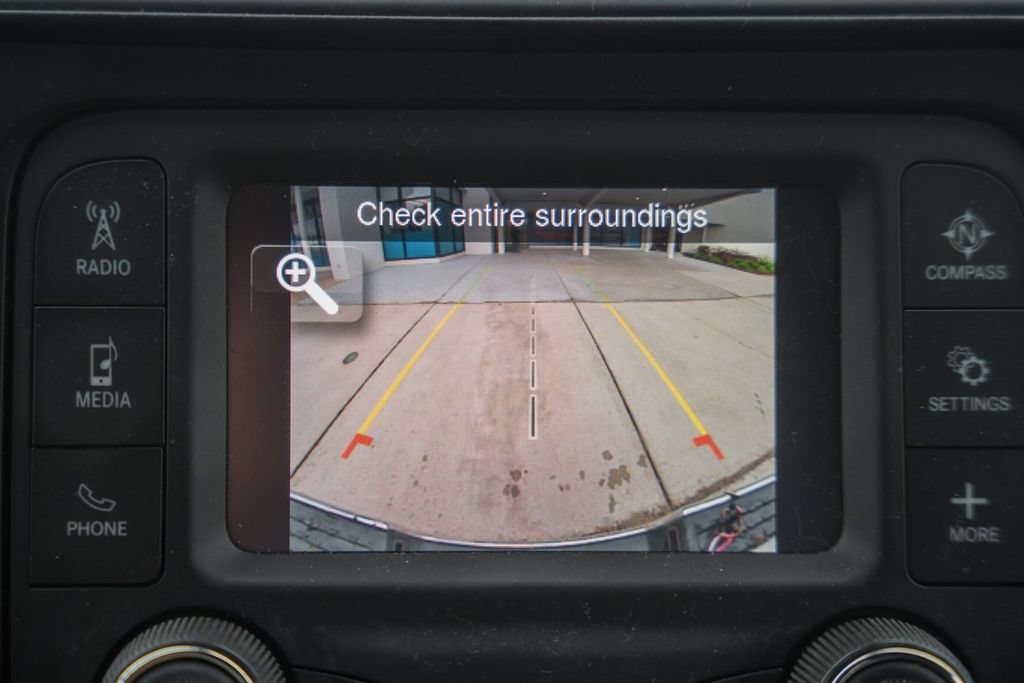 Used 2022 RAM 2500 Tradesman w/ Chrome Appearance Group AWD/4WD image 40