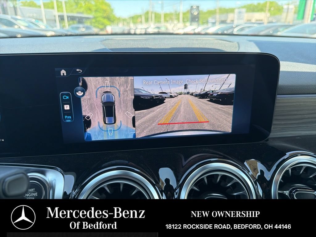 New 2026 Mercedes-Benz GLB 250 4MATIC image 15